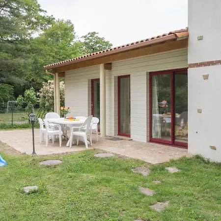 Nyaraló Familial En Foret Avec Jardin Clos, A 15 Km De Nantes, Equipements Complets Pour Un Sejour Ideal - Fr-1-306-807 *