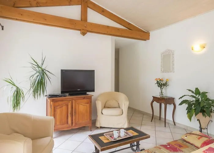 Familial En Foret Avec Jardin Clos, A 15 Km De Nantes, Equipements Complets Pour Un Sejour Ideal - Fr-1-306-807 בית נופש *